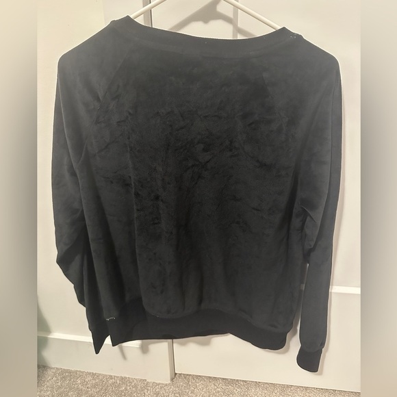 Disney Black Silver Mickey Mouse Velour Crewneck Sweater Size Large Women’s - Picture 6 of 7